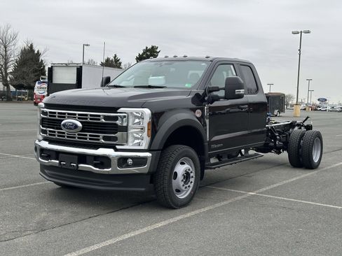 New 2025 Ford F550 4x4 SuperCab Super Duty image 5