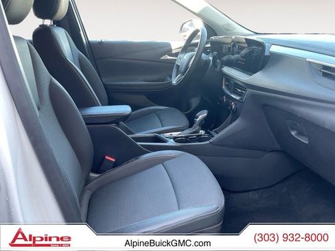 Used 2025 Buick Encore GX Preferred AWD/4WD image 14