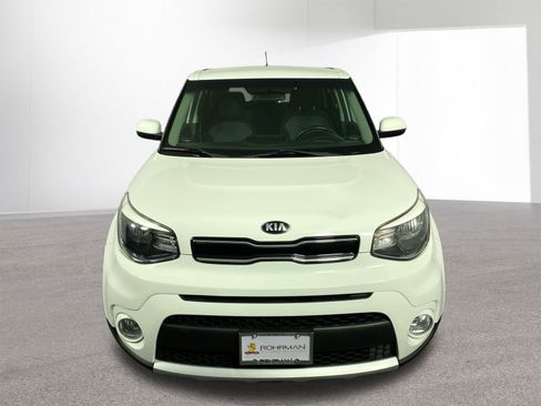 Used 2018 Kia Soul + image 25