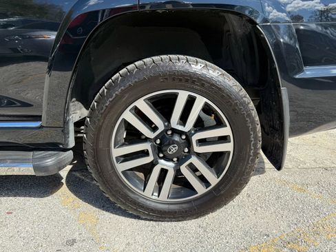 Used 2018 Toyota 4Runner Limited AWD/4WD image 21