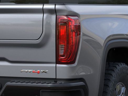 New 2026 GMC Sierra 1500 AT4X w/ LPO, Black Badging Package image 31