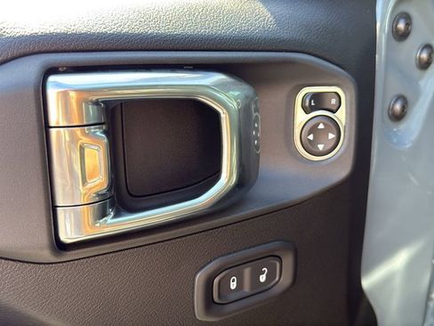 New 2026 Jeep Gladiator Sport image 24