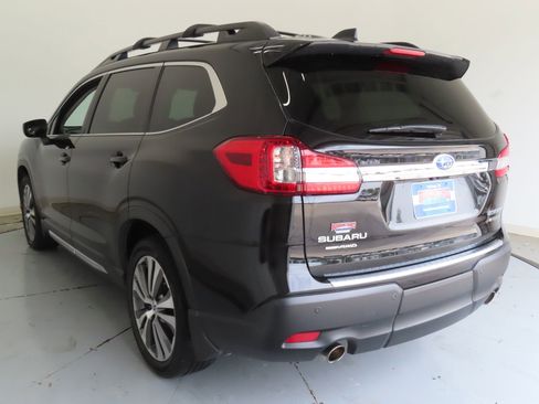 Certified 2022 Subaru Ascent Limited w/ Technology Package AWD/4WD image 6