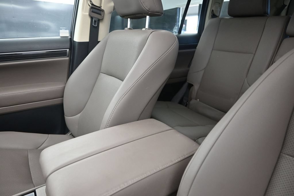 Used 2023 Lexus GX 460 Premium w/ Premium Package AWD/4WD image 14