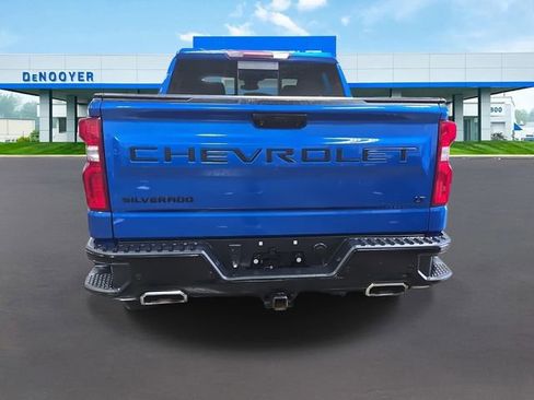 Used 2022 Chevrolet Silverado 1500 LT Trail Boss w/ Convenience Package II image 8
