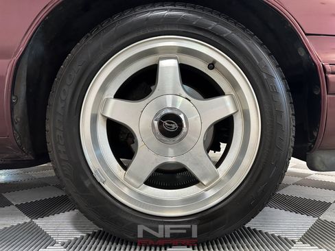 Used 1995 Chevrolet Impala SS RWD image 15