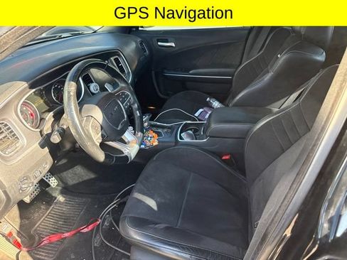 Used 2016 Dodge Charger SRT w/ Technology Group RWD image 7
