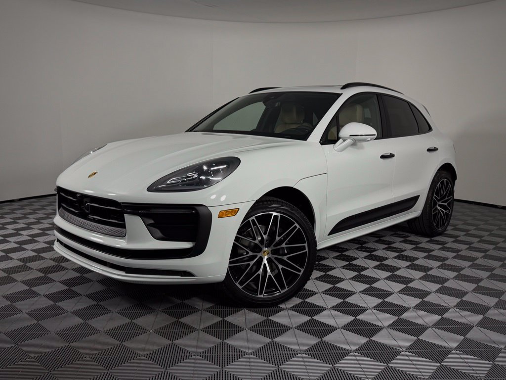 Certified 2026 Porsche Macan AWD/4WD image 1