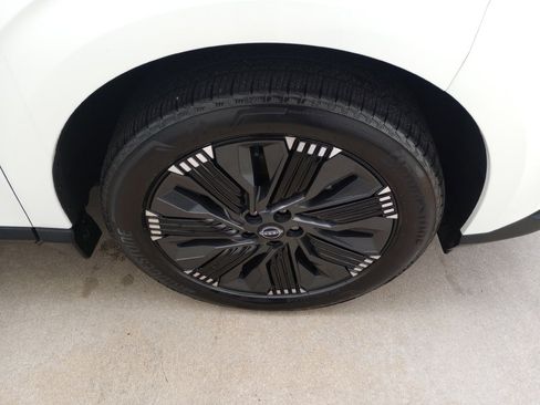 Used 2025 Nissan Murano Platinum w/ Cargo Package image 25