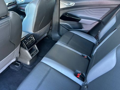 Used 2023 Volkswagen ID.4 Pro S image 13