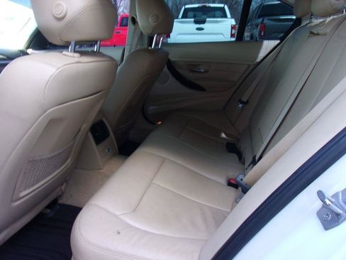 Used 2014 BMW 328i Sedan RWD image 7