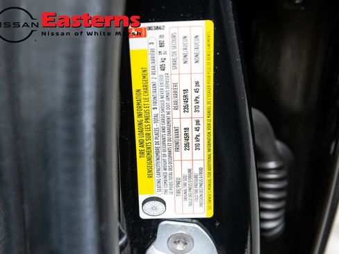 Used 2018 Tesla Model 3 Long Range image 31