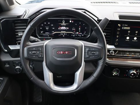 Used 2022 GMC Sierra 1500 Elevation image 18