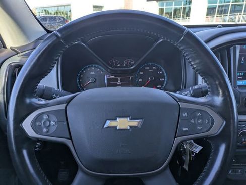 Used 2018 Chevrolet Colorado Z71 image 30