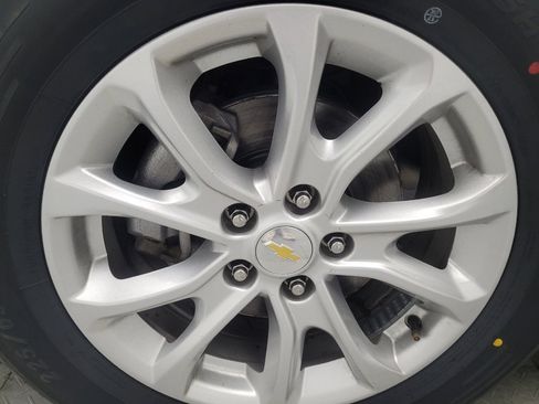 Used 2018 Chevrolet Equinox LT image 31