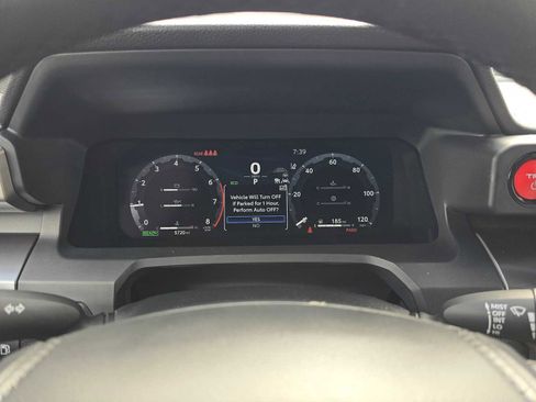 Used 2025 Toyota Tacoma TRD Off-Road image 21