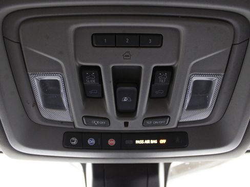 Used 2020 GMC Sierra 2500 Denali w/ Denali Ultimate Package image 22