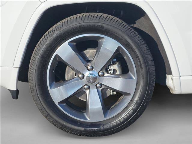 Used 2015 Jeep Grand Cherokee Overland w/ Trailer Tow Group IV RWD image 30