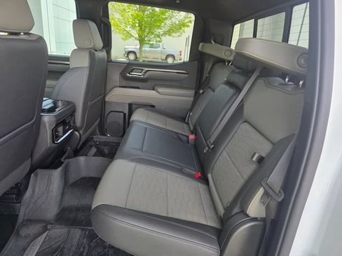 Used 2023 Chevrolet Silverado 1500 ZR2 w/ Technology Package AWD/4WD image 20