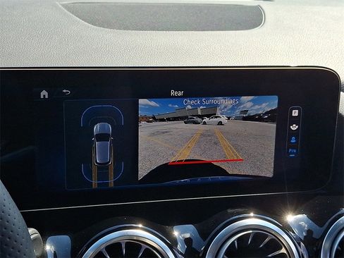 Certified 2024 Mercedes-Benz GLA 250 4MATIC image 18