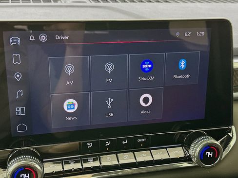 Used 2024 GMC Canyon Elevation w/ Convenience Package image 16