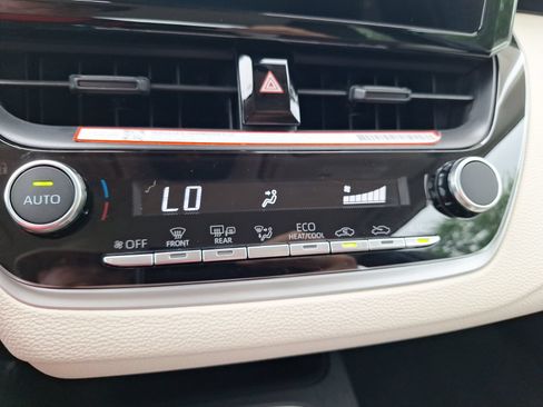 Used 2026 Toyota Corolla LE FWD image 26