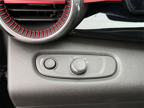 New 2026 Chevrolet Trax RS w/ Sunroof Package image 20