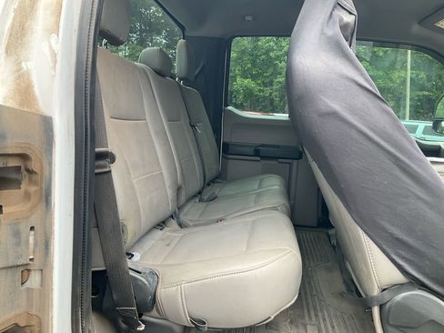 Used 2021 Ford F250 XL w/ Power Equipment Group AWD/4WD image 13