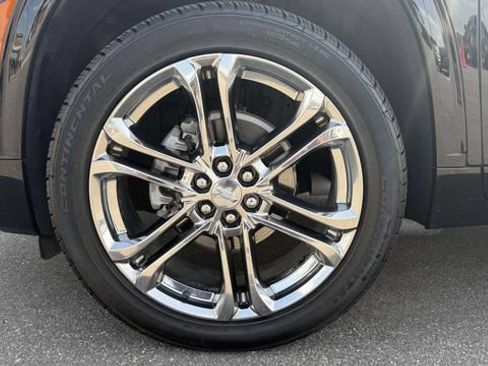 Used 2026 Chevrolet Traverse High Country AWD/4WD image 41