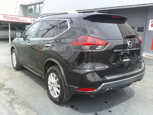 Used 2020 Nissan Rogue S w/ Special Edition Package AWD/4WD image 3