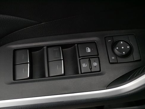 Certified 2025 Toyota RAV4 XLE w/ Convenience Package image 19