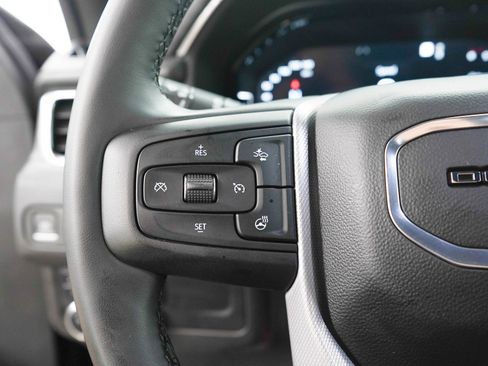 Used 2023 GMC Yukon Denali AWD/4WD image 28