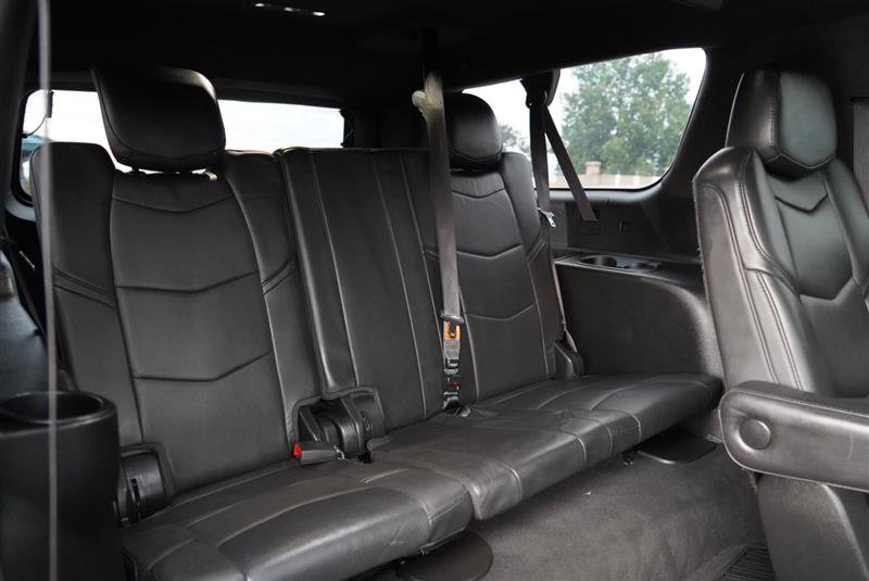 Used 2018 Cadillac Escalade ESV Platinum AWD/4WD image 94