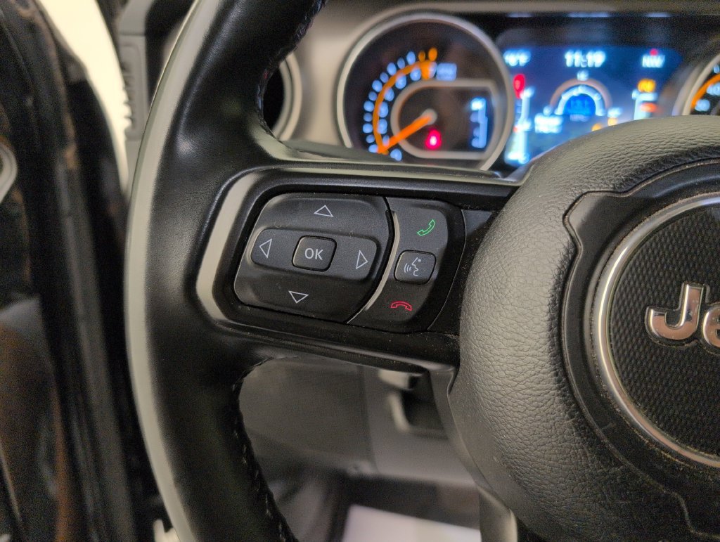 Used 2022 Jeep Wrangler Unlimited Sport AWD/4WD image 35