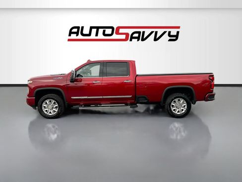 Used 2025 Chevrolet Silverado 3500 High Country AWD/4WD image 4
