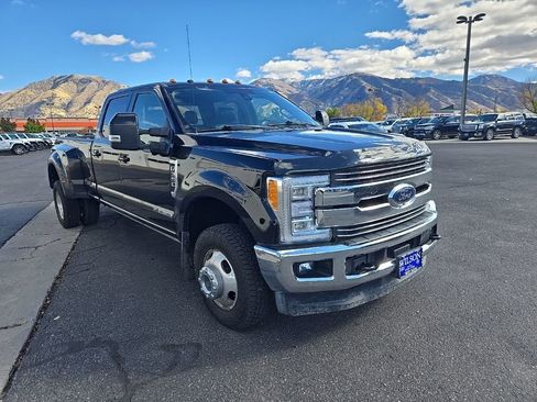 Used 2018 Ford F350 Lariat w/ Lariat Ultimate Package image 3