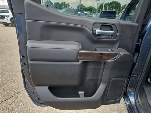 Used 2022 GMC Sierra 1500 SLT AWD/4WD image 15