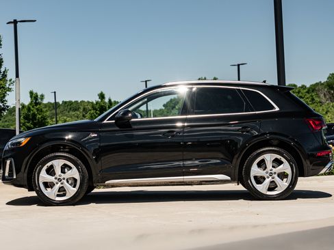 Certified 2023 Audi Q5 2.0T Premium Plus w/ Premium Plus Package AWD/4WD image 6