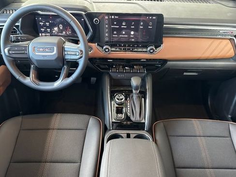 Used 2026 GMC Canyon AT4 w/ LPO, Off Road Lift Package AWD/4WD image 13