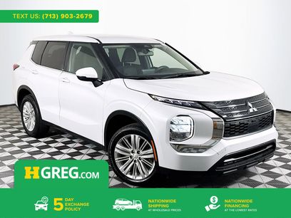 Used 2024 Mitsubishi Outlander ES