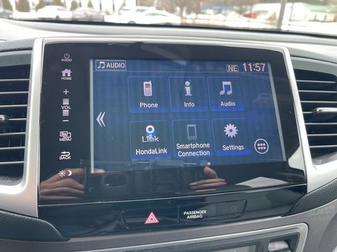 Certified 2017 Honda Pilot EX image 14