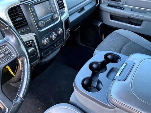 Used 2014 RAM 1500 Classic SLT RWD image 18