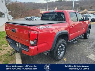 Used 2019 Toyota Tacoma TRD Off-Road video 3