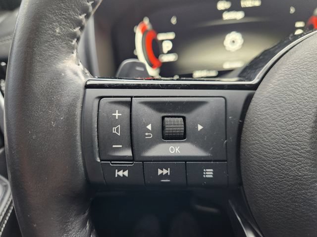 Used 2024 Nissan Rogue Platinum w/ Platinum Premium Package AWD/4WD image 28