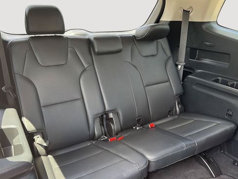 Used 2023 Kia Telluride S w/ S Sunroof Package AWD/4WD image 16