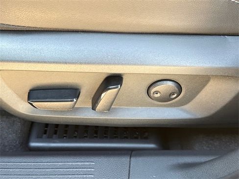 Certified 2023 Nissan Rogue SL w/ SL Premium Package image 24