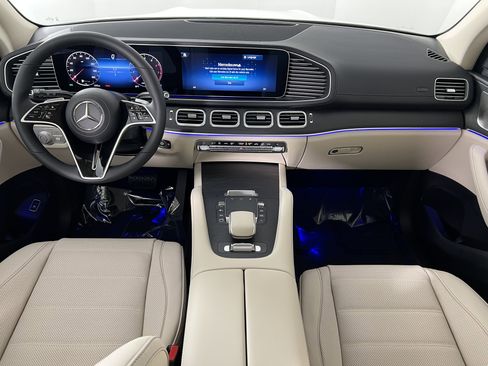 New 2026 Mercedes-Benz GLS 450 4MATIC image 24