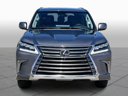 Used 2019 Lexus LX 570 4WD w/ Luxury Package image 3
