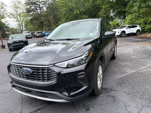 Used 2025 Ford Escape Active FWD image 1