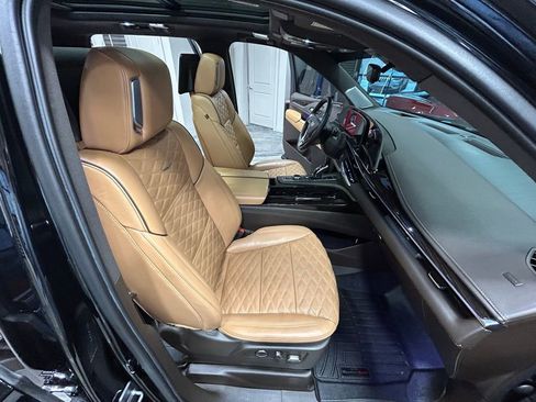 Used 2021 Cadillac Escalade Sport w/ Driver Assist Tech Package image 41